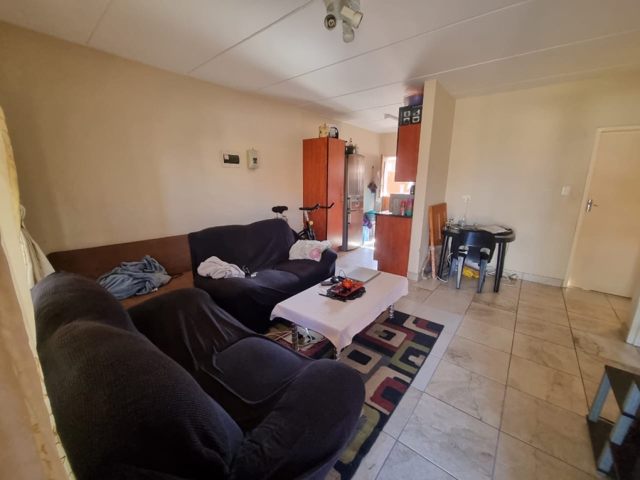 2 Bedroom Property for Sale in Waterval East North West